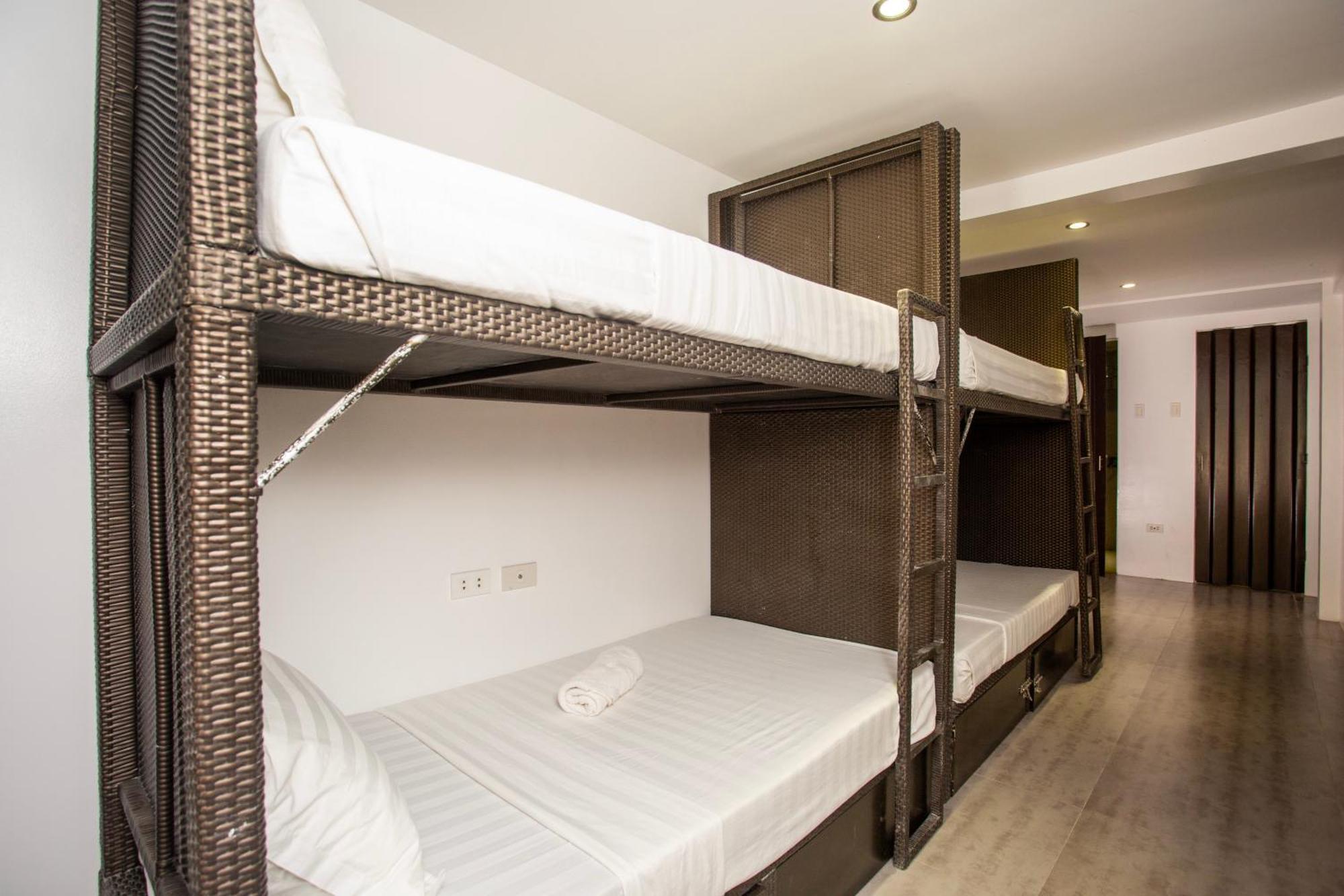 Chillax Boracay Hostel Yapak Kültér fotó